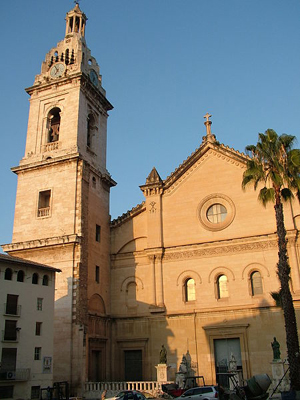 サンタ・マリア教会。