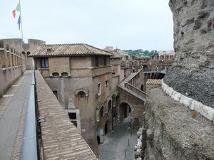 サンタンジェロ中.jpg サンタンジェロ中.jpg