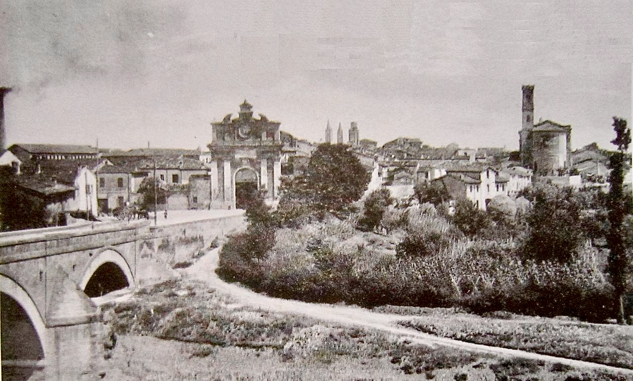 フォルリ、スキアヴォニア門