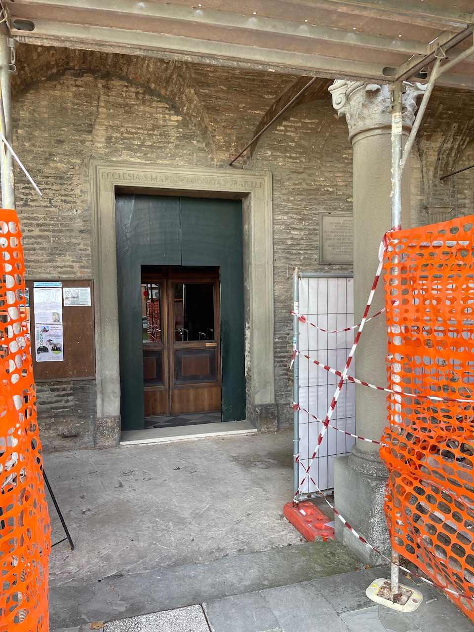 イモラ、ピラテッロ聖母教会