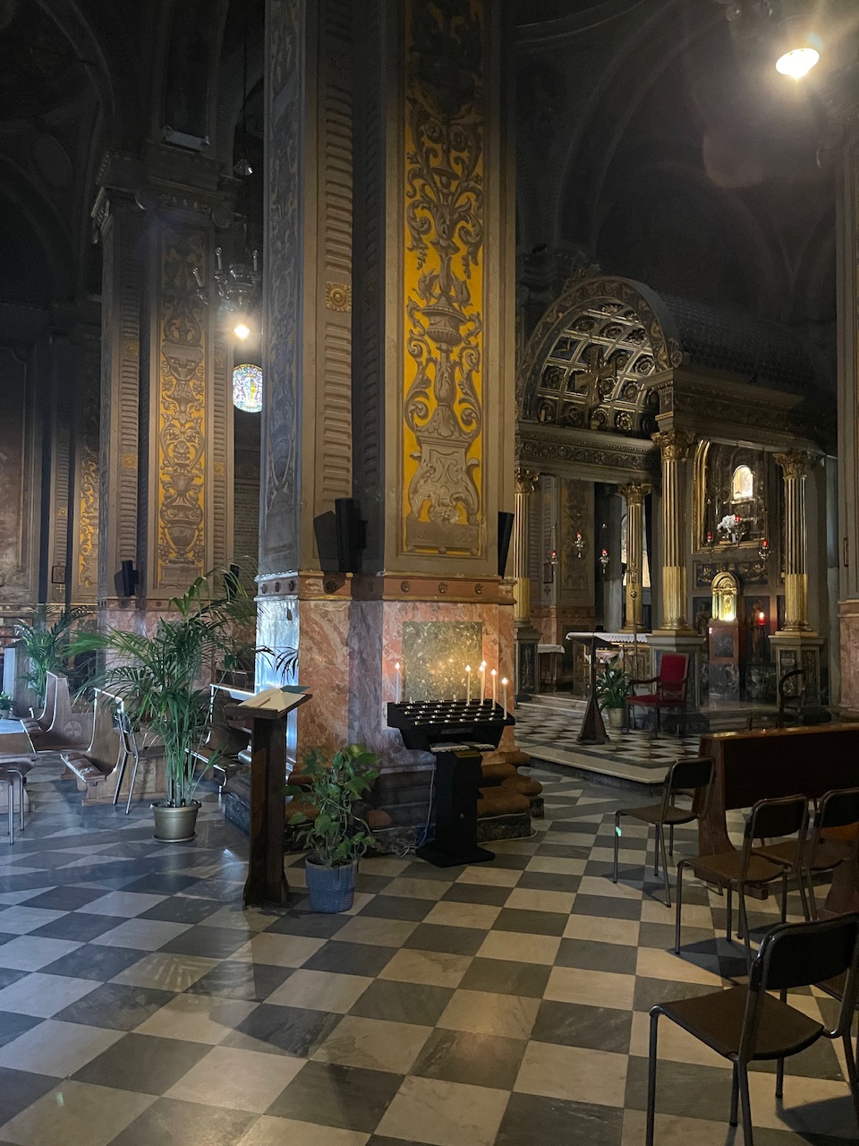 イモラ、ピラテッロ聖母教会