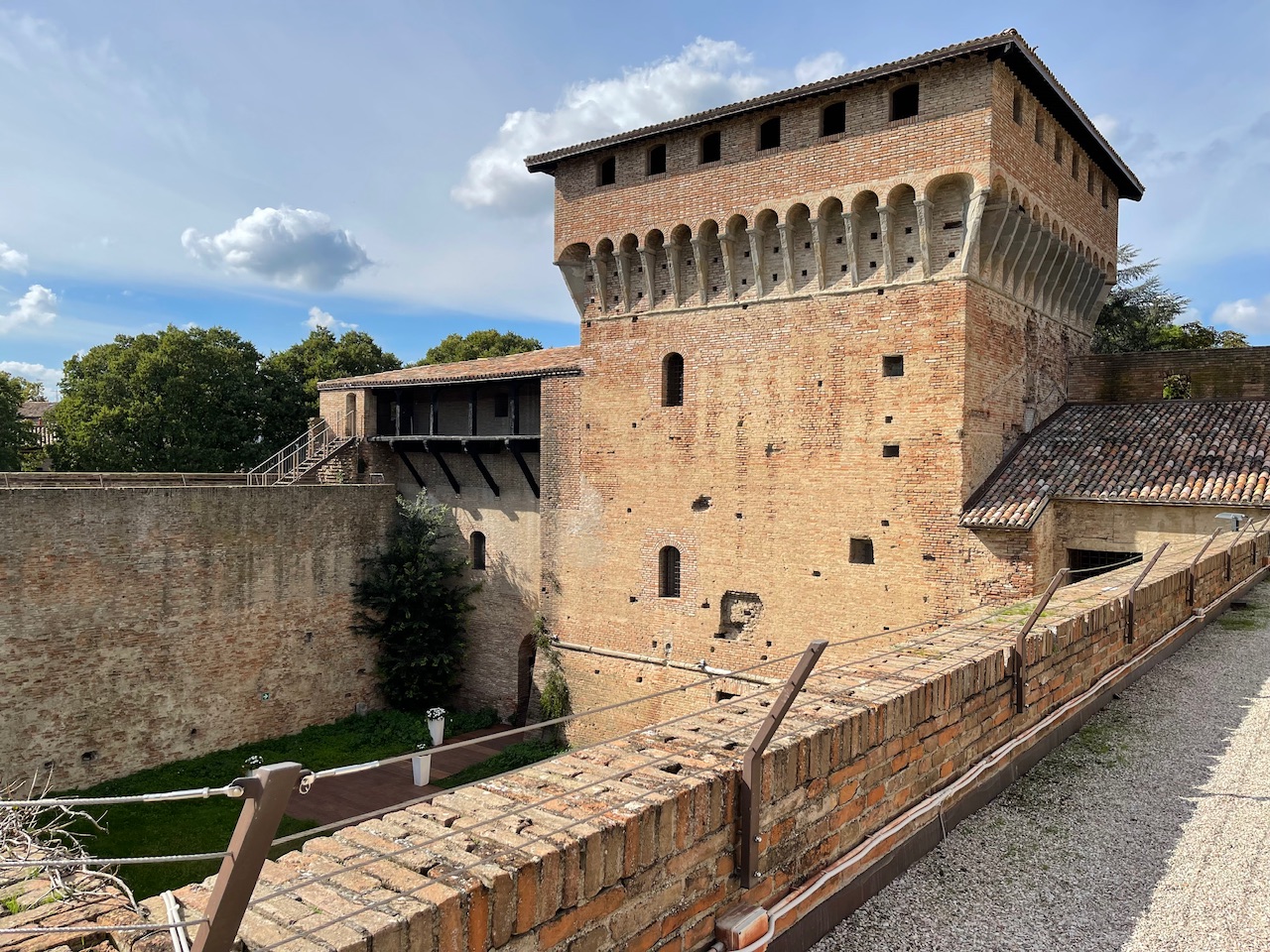 フォルリ、ラヴァルディーノ城塞